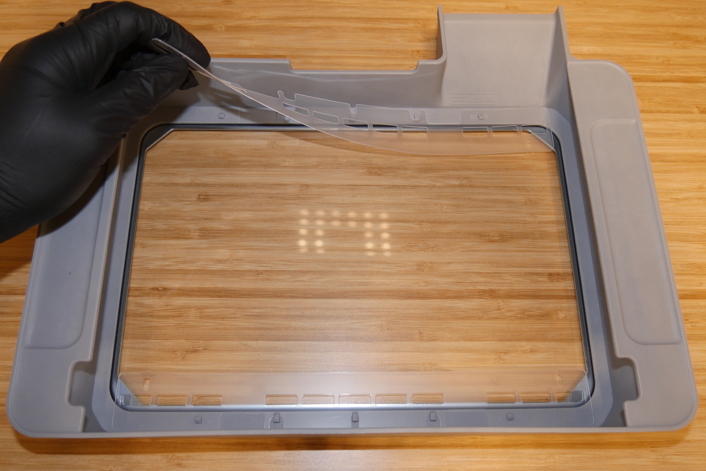 レジンタンクの点検・クリーニング（Form 4およびForm 4L世代）